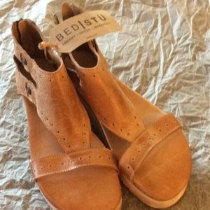 Bed Stu Platform Sandals